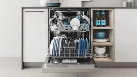 Indesit Semi Integrated Dishwasher Freestanding, 6Programmes, 14Sets, Push & Go Quick Clean